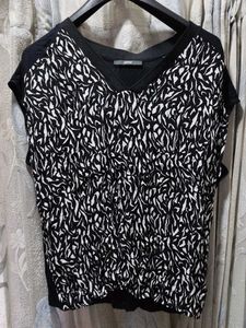 Chic Print Top