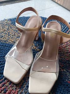 Heel 👠
