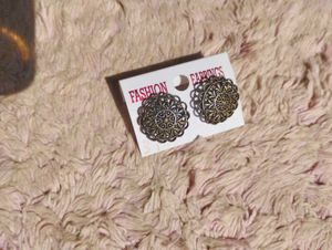 ₹150 For 5 vintage Earrings