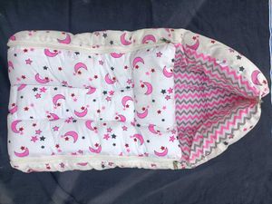 Baby sleeping bag and carry nest