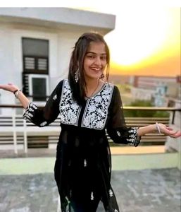 Elegant Black Embroidered Kurta