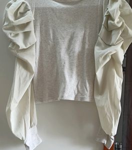 White Tshirt With Fluffy Sleeves🤍