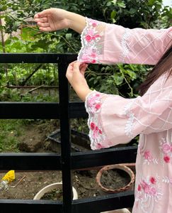 Pakistani Pink Floral Embroidered Kurti