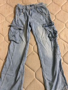 H&amp;M Low Waist Cargo Jeans