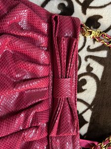 Sling Bag