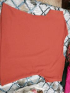Chic Rust-Colored Top