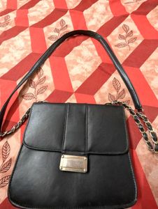 🥂Chic Black Shoulder Sling Bag🥂