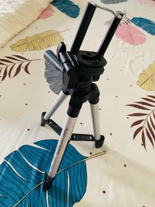 Adjustable Tripod