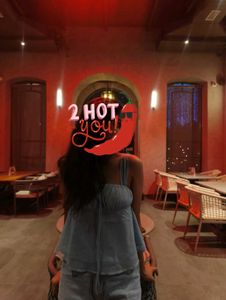 Skyblue front tie up top.