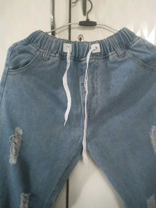 Ripped Jeans