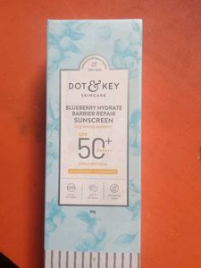 Dot & Key Blueberry Sunscreen SPF 50
