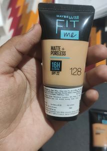 Maybelline Fit Me Foundation+ Insight Concealer