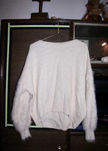 koren FURR sleeve Sweater