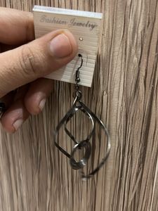 Stylish Wave Earrings