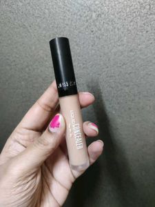 Swiss Beauty Liquid Concealer