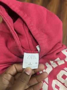 Cute Zara Chicago Hoodie &amp; Shorts Set