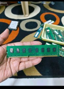 DDR 3 4GB RAM (Send Offer In Money Please)