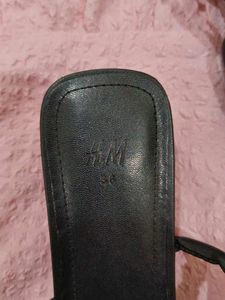 H&amp;M black heels sandals