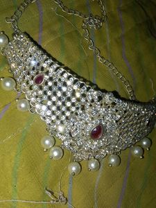 Elegant Silver &amp; Pearl Necklace