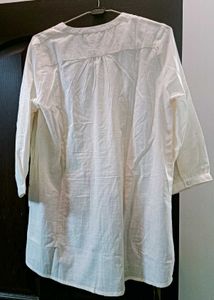 White Tunic with Crane Design (Unused)