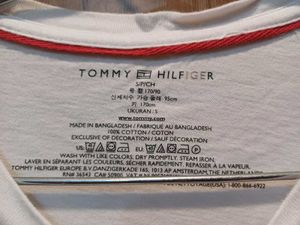 TOMMY HILFIGER~tshirt