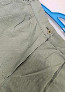 Green Pant