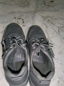 Stylish Gray Sneakers