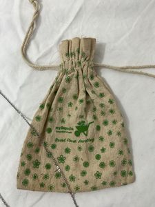 Floral Pendant Necklace