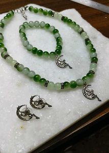 Green Beaded Jewelry Set