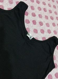 Black Cropped Tank Top