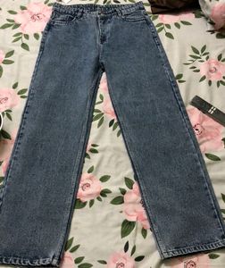 High Waist Straight Fit Jeans