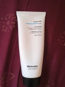 Minimalist Vitamin B5 Moisturizer