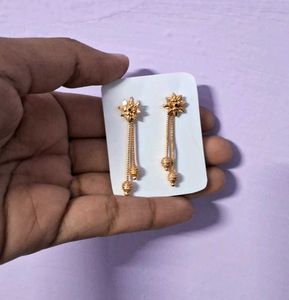 Elegant Gold Drop Earrings