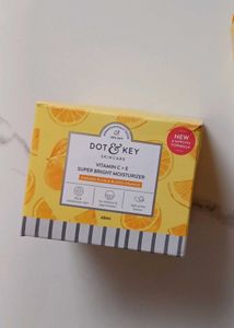 Dot & Key Moisturizer