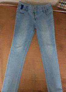 Light Wash Jeans