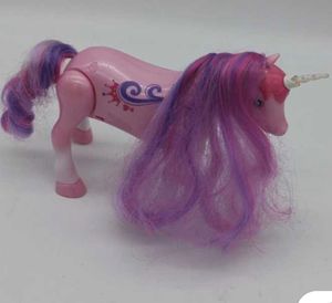 Interactive live Unicorn