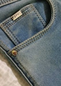 Light Wash Skinny Jeans