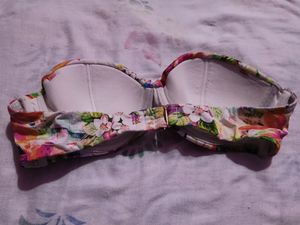 New Beautiful Strapless Bra