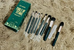Mars Tools of Titans Brush Set 8pc