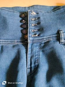 High Waisted Distressed Jeans