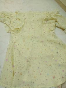 Yellow Color Top For Sale