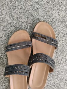 Used Bata Chappals For Sale