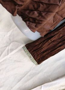 182610. Brown V-Neck Top