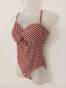 HOT STRIPED BODYSUIT