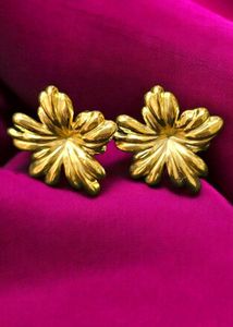 Anti-tarnish Flower Earrings