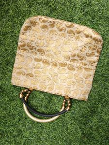 Beautiful Pouch For Function