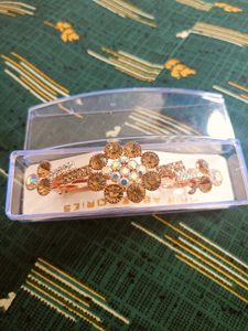 Sparkling Hair Clip