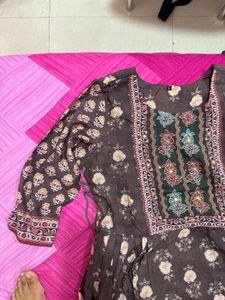 2 Piece Floral Print Kurta And Dupptta