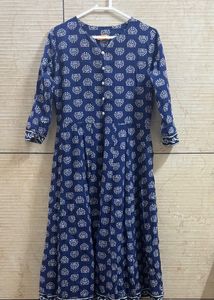 Blue Printed Cotton Dress Size medium