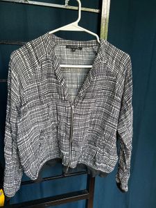 Checkered Zip-Up Lightweight Jacket